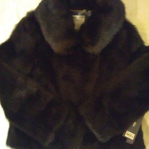 Womens NWT Faux Fur Jacket